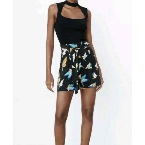 Zara black with blue and yellow birds high rise paperbag shorts NWT - Picture 14 of 14